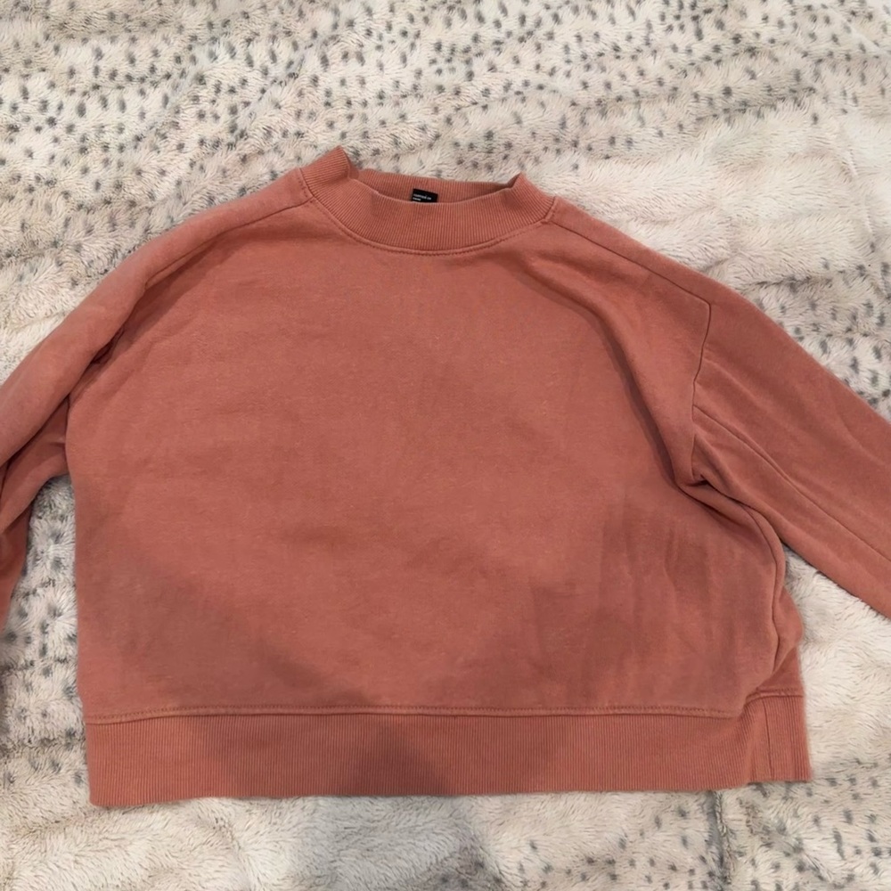 Forever 21 Pink Crop Crewneck Sweatshirt Size M